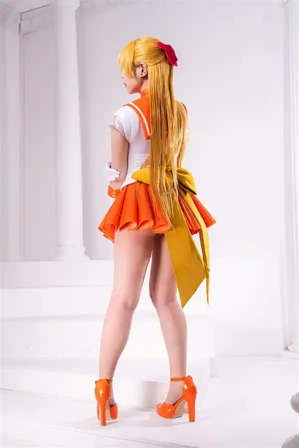 《美少女战士》日本美女cos人间体版，惊艳登场！