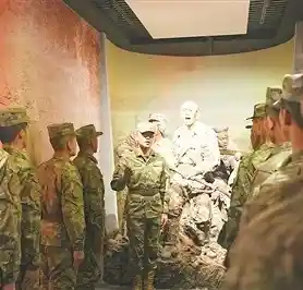 铁血铸魂，战旗飞扬——转型中的强军新篇