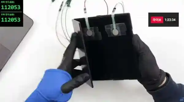 三星三折叠屏历经14.4万次测试后铰链松动，距离官方承诺还有多远？