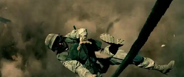 凯文·史派西携新作惊艳亮相威尼斯，影坛重磅回归引热议