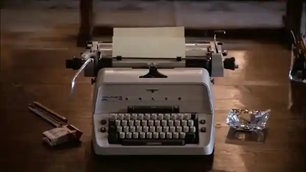 《闪灵》内地首映定档1月30日，影史经典震撼来袭